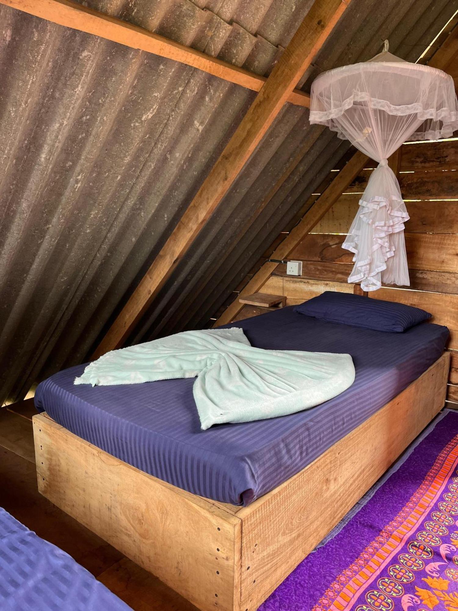 Backpackers Hostel Елла Екстер'єр фото